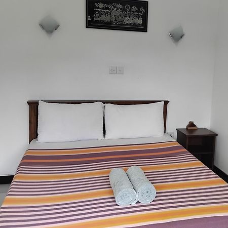 Kelum Homestay Kandy Dış mekan fotoğraf
