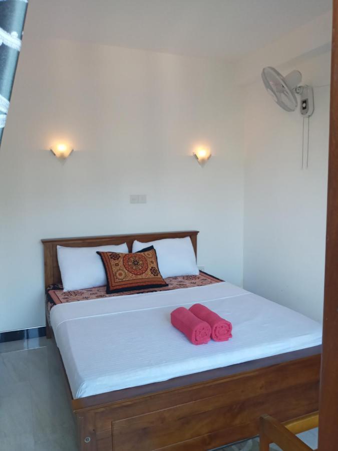 Kelum Homestay Kandy Dış mekan fotoğraf