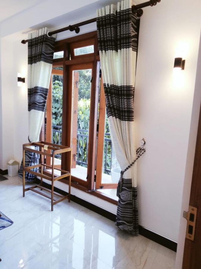 Kelum Homestay Kandy Dış mekan fotoğraf